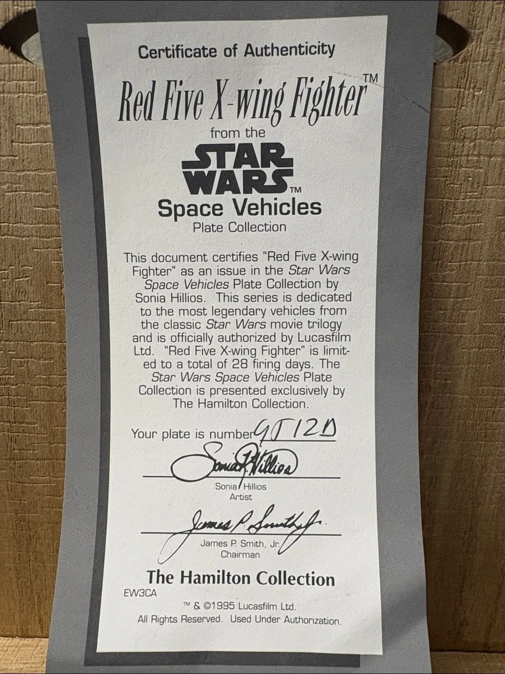 Star Wars decoration Wall Plaque in Red, White and Black